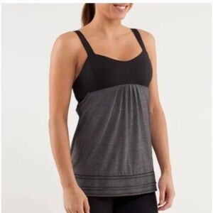 Lululemon run back on track tank